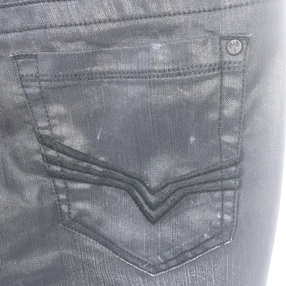 G By Guess Korbin Slim Fit Jeans Black Coated Denim Upscale Party Style 32x34